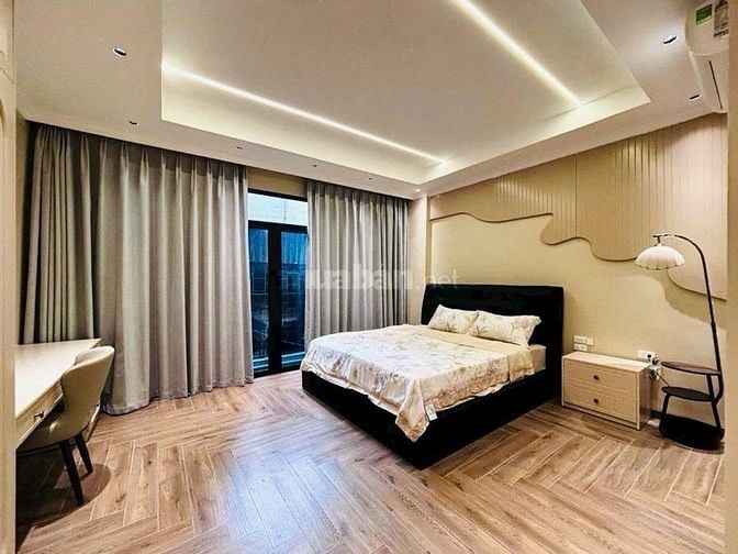 SIÊU PHẨM 7 TẦNG - THANG MÁY NK - VIEW HỒ - CÁCH HỒ LINH QUANG 5m 