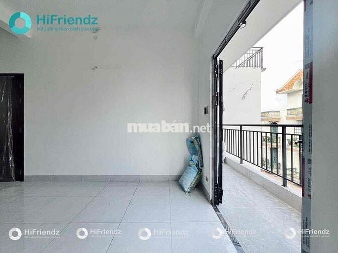 STUDIO(CÓ THỂ LÊN DẠNG CÓ GÁC) BAN CÔNG FULL NỘI THẤT KỆ BẾP, MÁY LẠNH