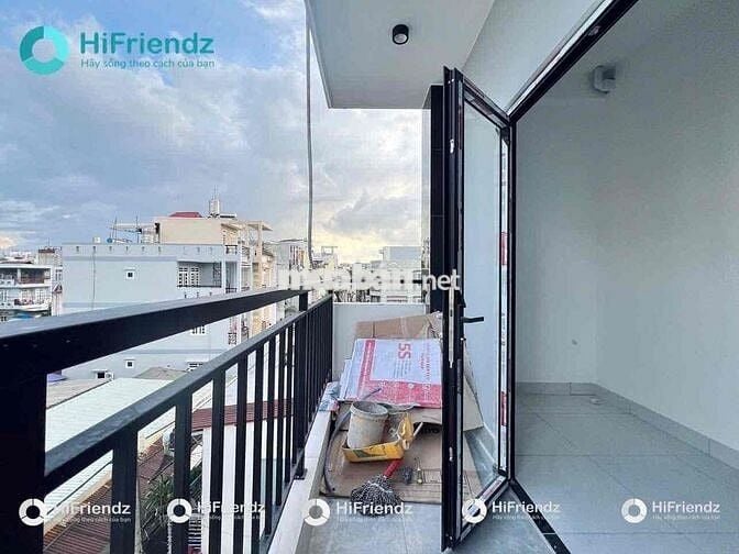 STUDIO(CÓ THỂ LÊN DẠNG CÓ GÁC) BAN CÔNG FULL NỘI THẤT KỆ BẾP, MÁY LẠNH