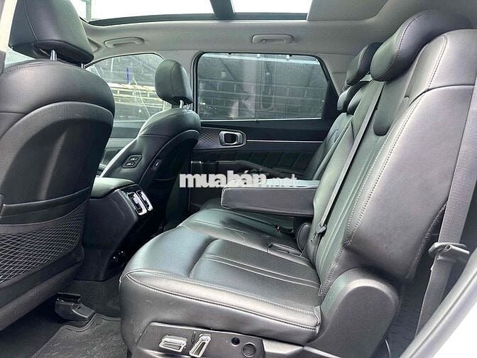 KIA Sorento 2.2D Signature 2022 Trắng