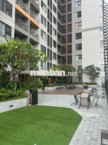 căn hộ sân vườn 81m2 sử dụng riêng tại Akari
