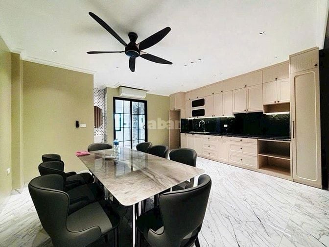 SIÊU PHẨM 7 TẦNG - THANG MÁY NK - VIEW HỒ - CÁCH HỒ LINH QUANG 5m 