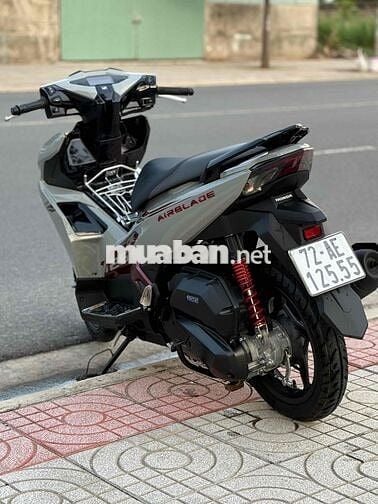 Honda Air Blade 125 2024 Xám đỏ 800 km