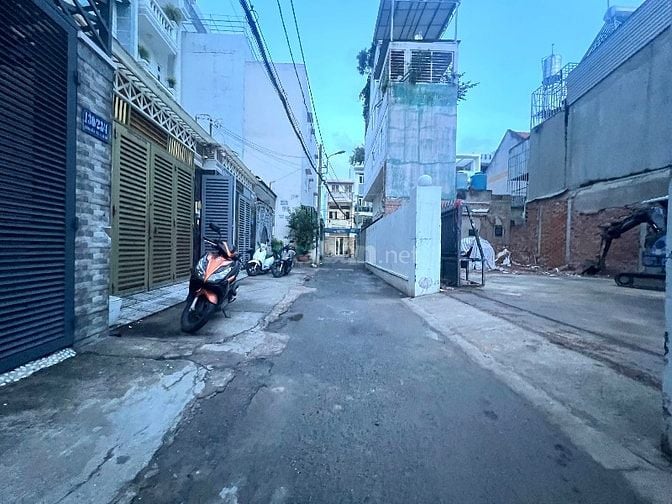 ⭐️Bán lô đất DT:4,6 x20m hẻm xe hơi 6m Nguyễn Văn Khối, P9
