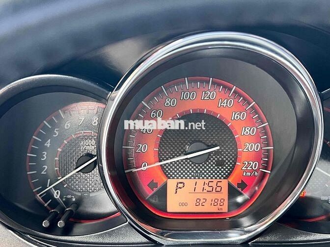 Toyota Yaris Hatchback 1.5G 2017 Đỏ