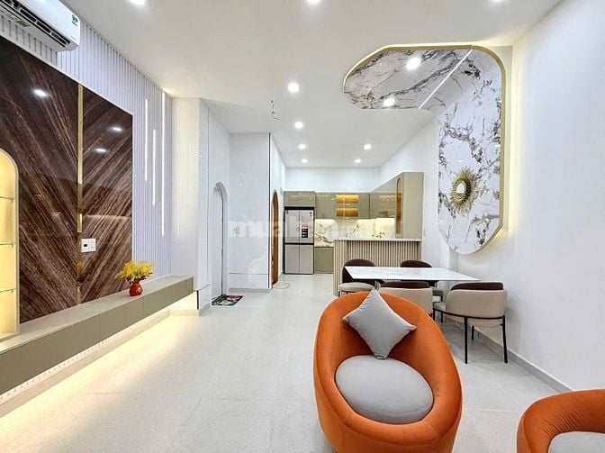 ⭐️Nhà 2 lầu DT:5,2x12m tuyệt đẹp Cao cấp hẻm Nơ Trang Long, P13