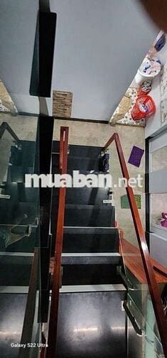 Chính chủ bán nhà sc 1 trệt 2 lầu