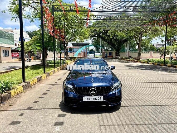 Mercedes-Benz C250 Exclusive AMG 2016 Xanh