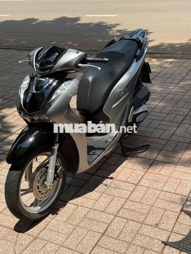 Honda SH 150 ABS Xám titan