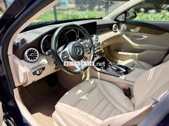 Mercedes-Benz C250 Exclusive AMG 2016 Xanh