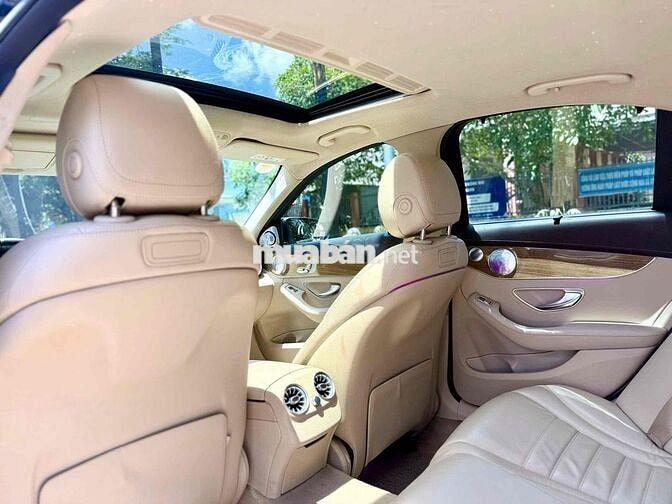 Mercedes-Benz C250 Exclusive AMG 2016 Xanh