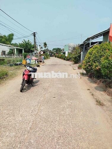 CHÍNH CHỦ : Bán đất ở hoàn toàn 150m2 , đường bê tông mở rộng 7m