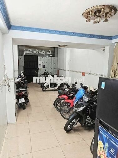 Nhượng phòng trọ / CHDV Võ Văn Kiệt Q5