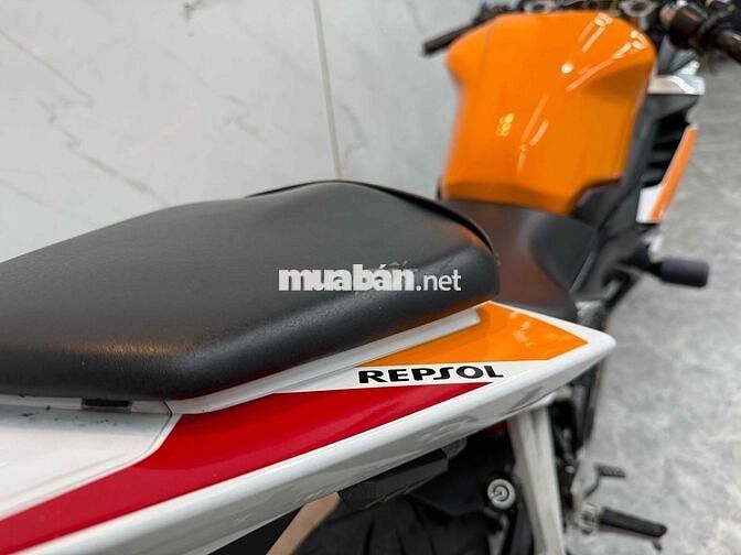 Honda CBR150R Repsol 2020 Cam Đen Trắng