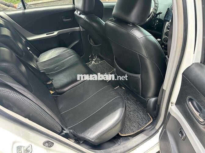 Toyota Yaris 2010 Trắng Xăng Tự động 1.3