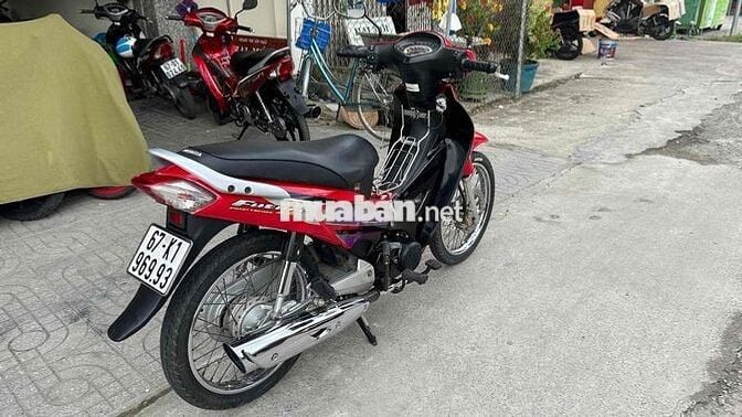 Honda Future 2 Đỏ đen ( hỗ trợ góp )