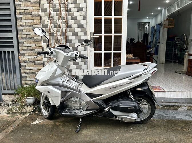 Honda Air Blade 2016 Trắng Zin, chính chủ.