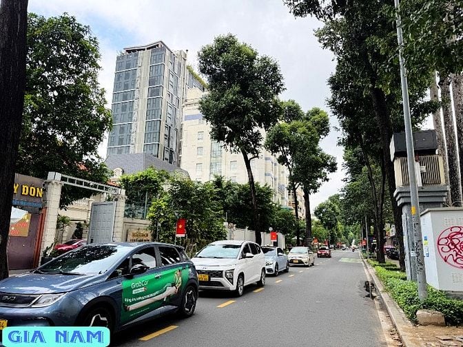 BÁN NHÀ MẶT TIỀN KINH DOANH : ĐƯỜNG LÊ QUÝ ĐÔN - P. 6 - Q. 3 - TPHCM