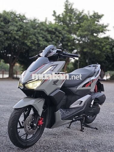 Honda Vario 160 ABS Sport Xám xi măng 6795 km