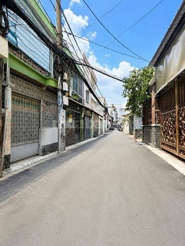 Bán nhà CĂN GÓC 2 MẶT TIỀN Hoàng Hoa Thám 93m2 – Giá 9,8 Tỷ tl.  