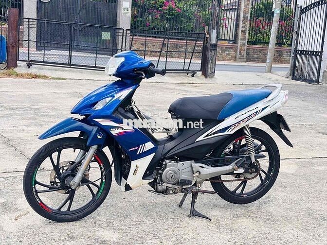 Suzuki Axelo Xanh trắng Xe số