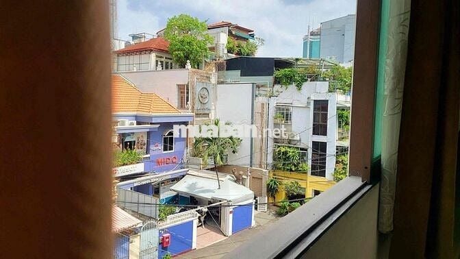 Em đang cần cho thuê căn nhà mặt tiền 61 nguyễn duy p9 q8 giá 15tr, ac