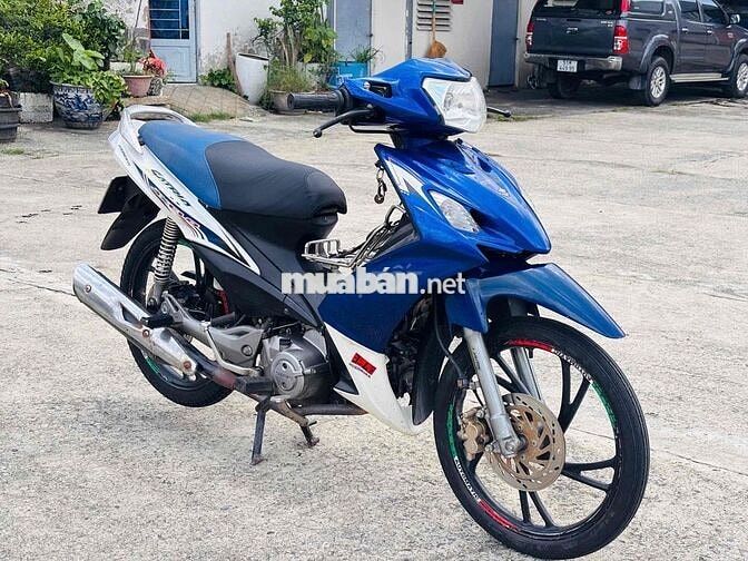 Suzuki Axelo Xanh trắng Xe số
