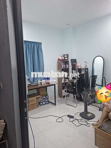 Mình cần cho thuê căn nhà 3 tầng 3 ngủ, ngõ 99 định công hạ