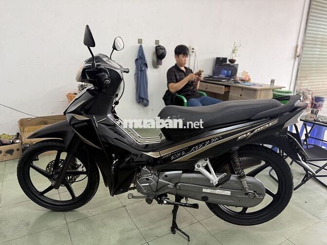 Honda Wave Blade 110 , rin êm , Chính chủ 