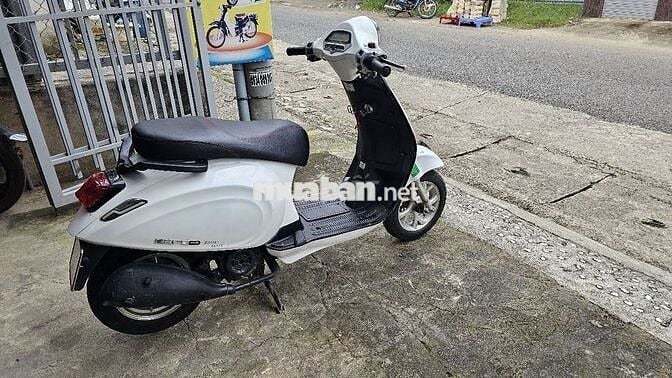 Vespa 50cc Trắng Máy zin