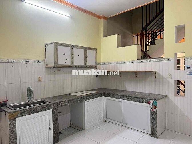 Cho thuê nhà nguyên căn đường Bình Trị Đông lê Văn Quới hẻm xe hơi