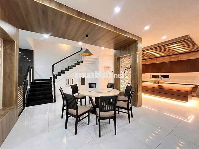Cho thuê biệt thư full nội thất tên lửa