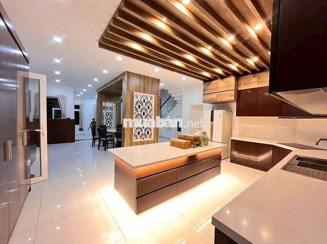 Cho thuê biệt thư full nội thất tên lửa