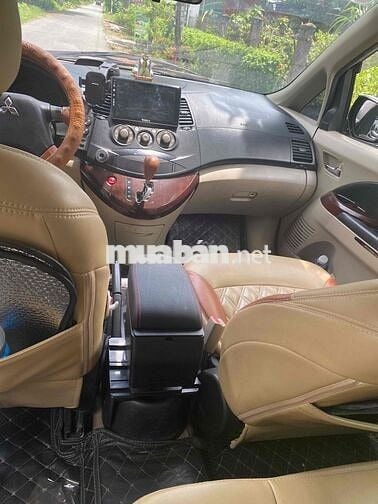 Mitsubishi Grandis 2008 Bạc