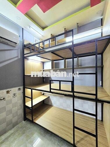 KTX Nữ Bao điện nước , có máy lạnh