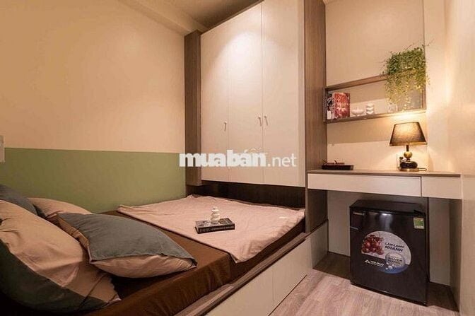 TRỐNG PHÒNG MỘT NGƯỜI CỬA SỔ TRỜI THANG MÁY GIỮ PHÒNG LÂU NGAY CMT8
