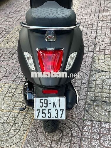 Bán Vespa Sprint 2014 Đen,Bstp chính chủ xe đẹp