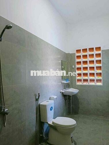 Cho thuê nhà 3PN full nội thất gần biển Tân Trà
