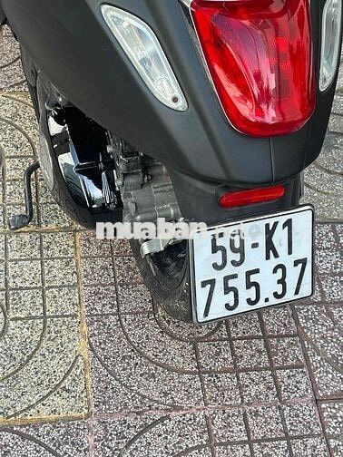 Bán Vespa Sprint 2014 Đen,Bstp chính chủ xe đẹp