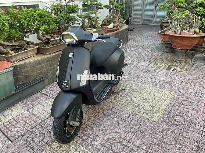 Bán Vespa Sprint 2014 Đen,Bstp chính chủ xe đẹp