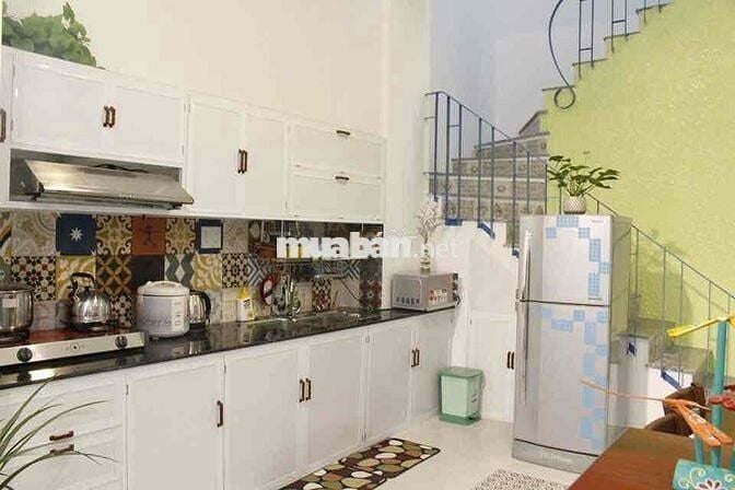 Cho thuê nhà 3PN full nội thất gần biển Tân Trà