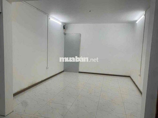 Mặt bằng 40m2 vừa ở vừa kinh doanh, giá rẻ