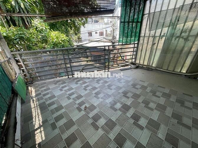 Bán nhà 2 tầng - 45m2 4.5x10 - đường 10M thông Quang Trung