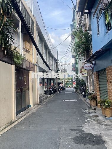 Cho thuê nhà khu Phan Xích Long 4x10m 4 tầng 4pn giá 20 triệu 