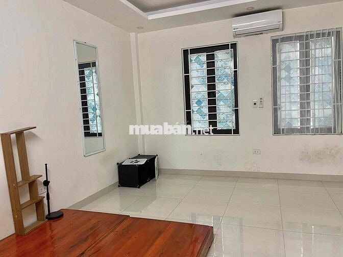 Cho thuê nhà riêng tại Cầu Diễn vào ở luôn