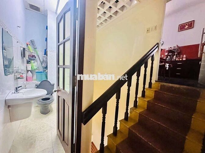 CHO THUÊ NHÀ NGUYÊN CĂN ĐƯỜNG PHỔ QUANG, P2, Q. TÂN BÌNH 