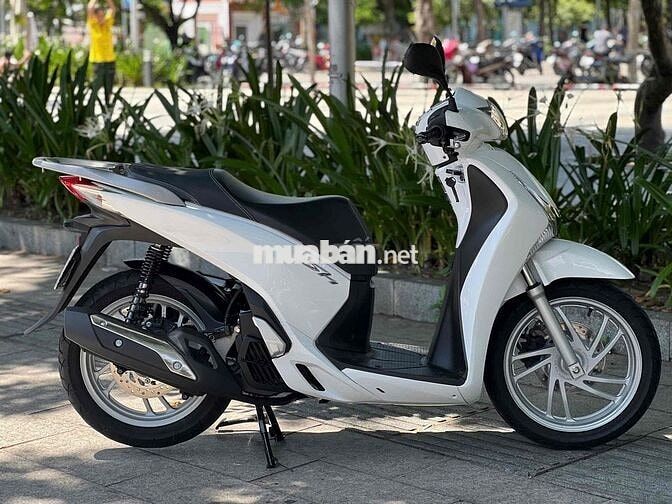 SH 125 2015 Trắng đen Bstp Chính chủ Máy zin