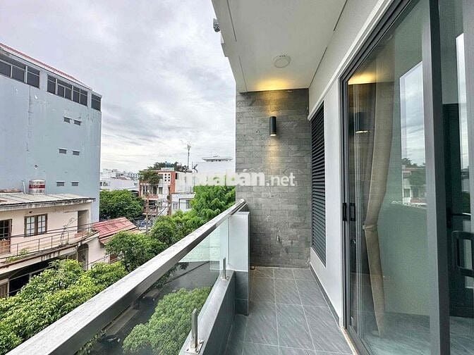 CHO THUÊ CHDV ĐẦY ĐỦ NỘI THẤT - CÓ BANCOL - THANG MÁY - GẦN ĐH VHU TP