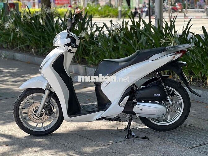 SH 125 2015 Trắng đen Bstp Chính chủ Máy zin