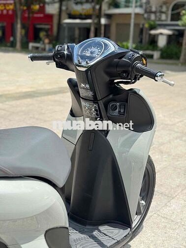 Honda SH Mode 125 ABS 2025 Xám Đen 4.000km